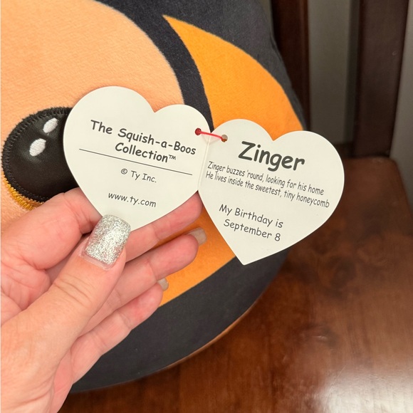 TY Squish-a-Boo Zinger the Bee 🐝 | NWT | 10” Soft Plush Pillow Style - Picture 3 of 3